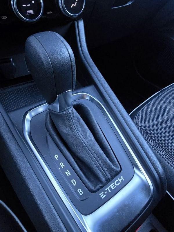 Renault Captur E-Tech hybrid 1.6 E-TECH HEV 145 TECHNO AUTO