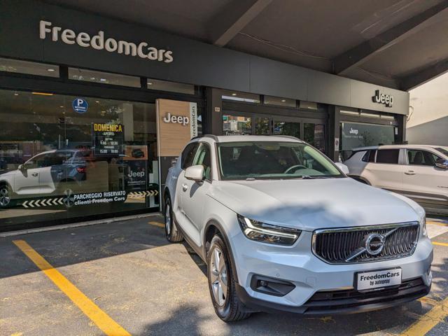 VOLVO XC40 D3 Geartronic Momentum