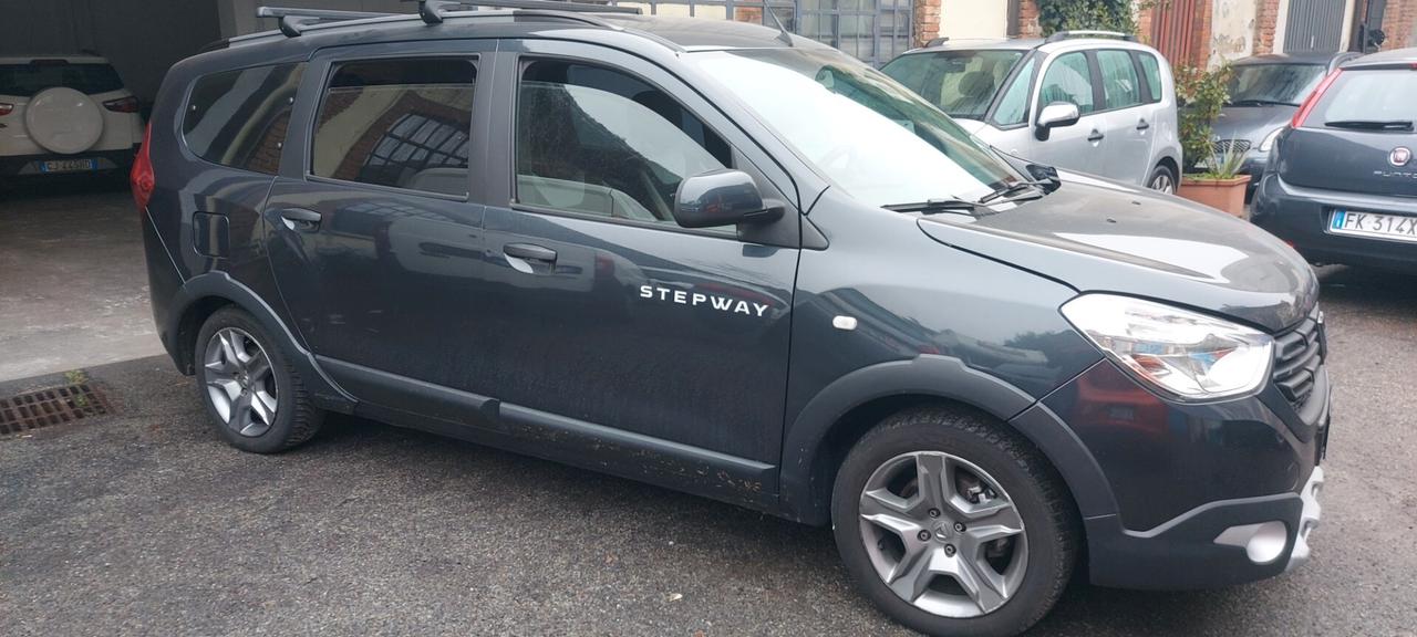 Dacia Lodgy Stepway 7 POSTI 1500 DCI 115 CV E6