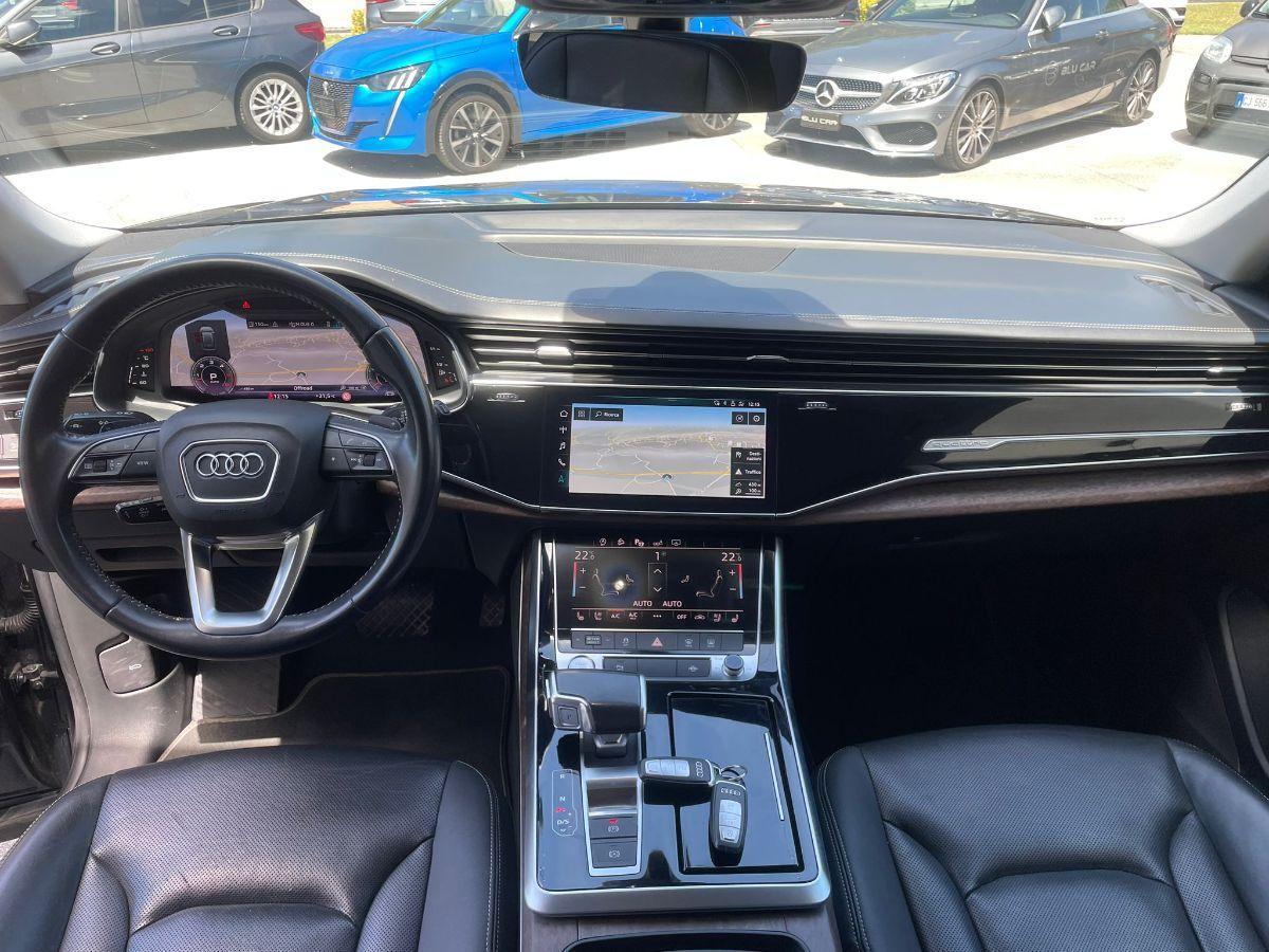AUDI - Q8 - 50 TDI 286 CV quattro tiptronic Sport