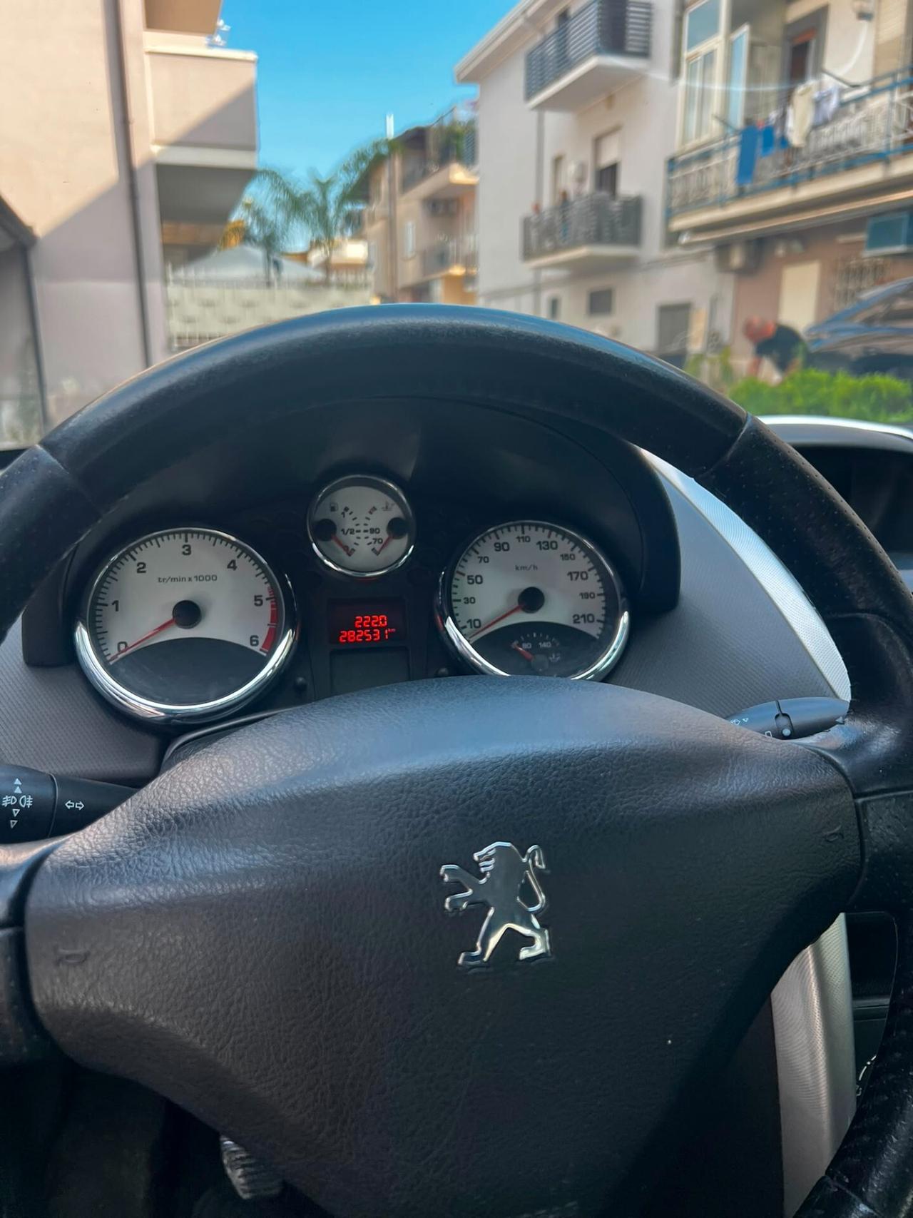 Peugeot 207 1.6 HDi 90CV 5p. XS
