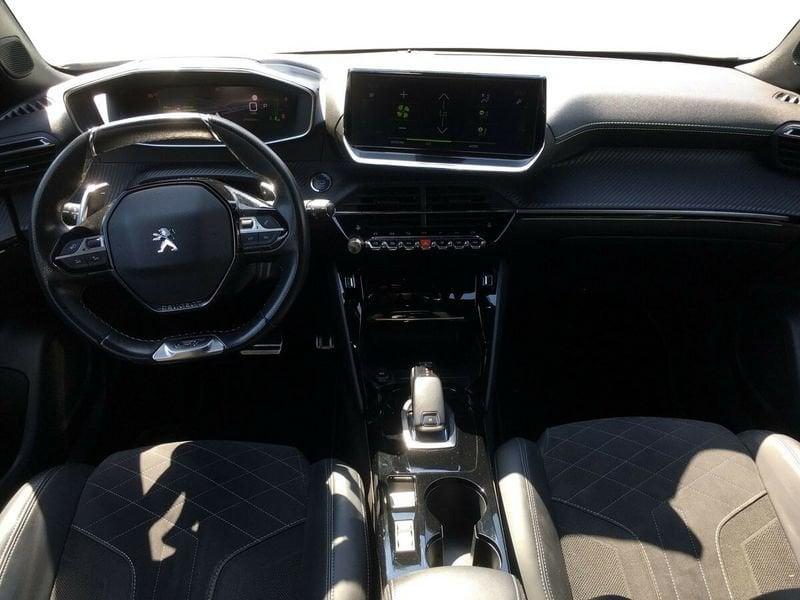 Peugeot 2008 PureTech 155 EAT8 S&S GT