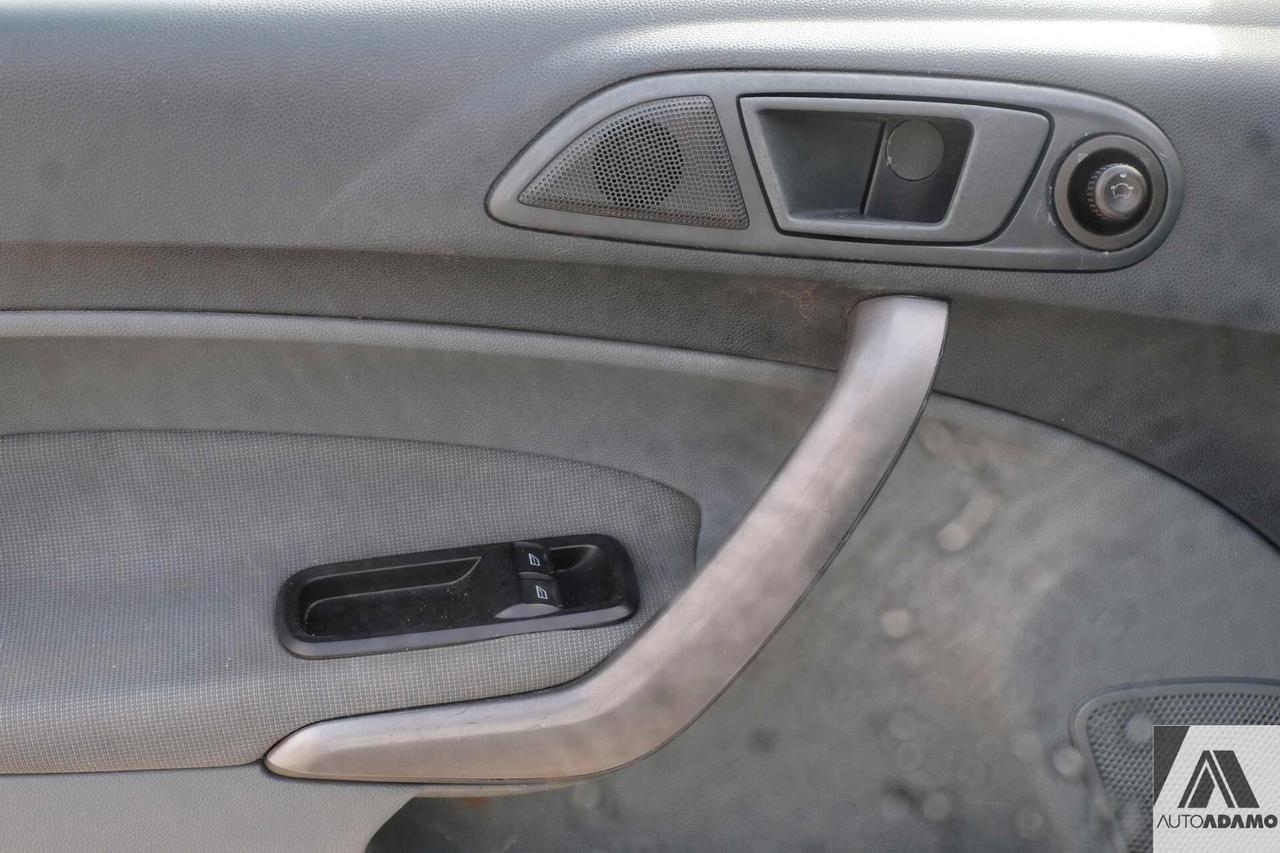 Ford Fiesta 1.4 68 CV