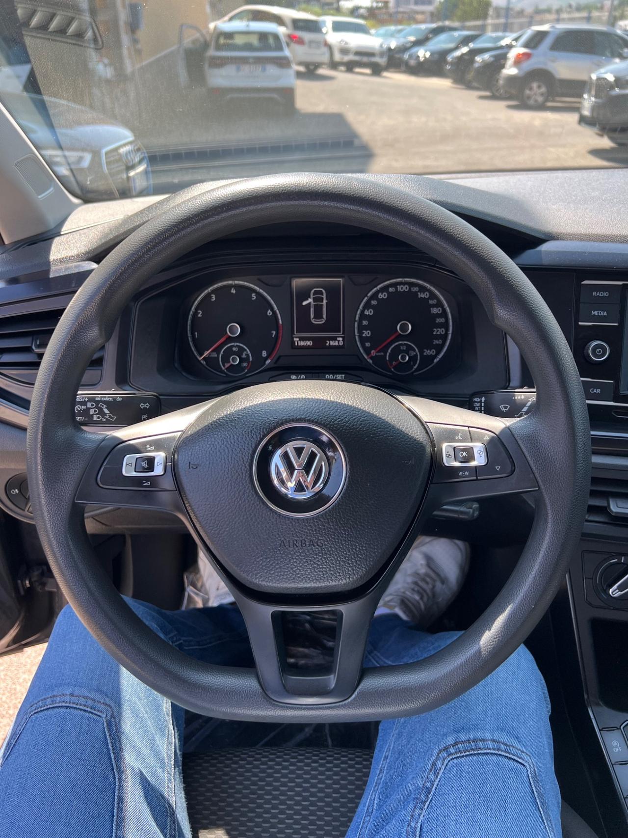 Volkswagen Polo 1.0 65cv 5p. 2018
