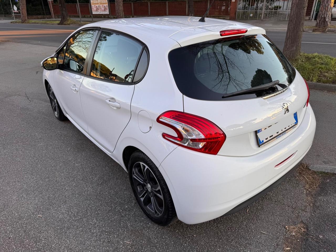 Peugeot 208 1.4 HDi 68 CV 5 p neopaten garanzia 12 m