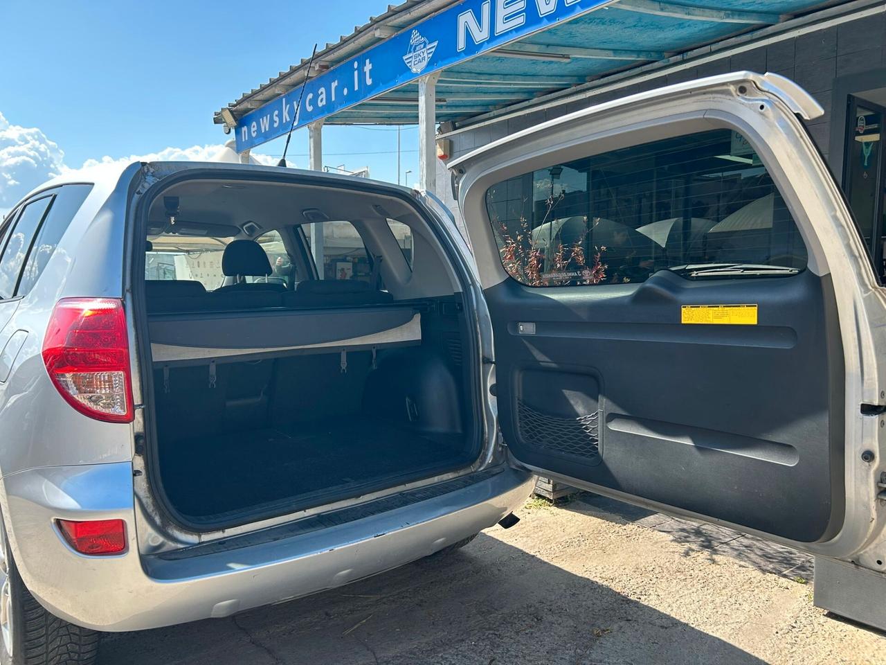 Toyota RAV 4 2.2 D-4D 136 CV