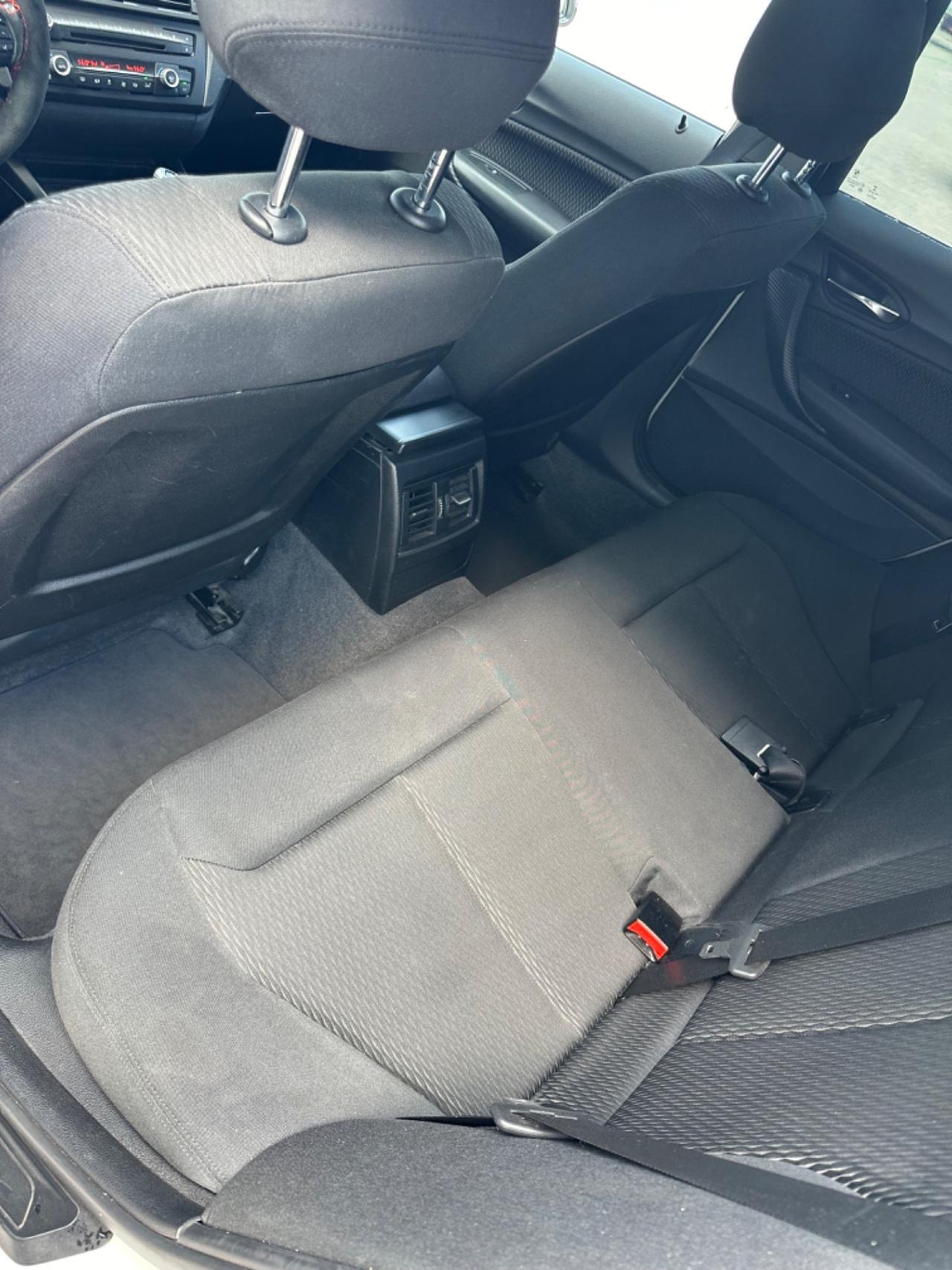Bmw 116d 2.0 tdi 116cv AUTOMATICA ADATTA A NEOPATENTATI