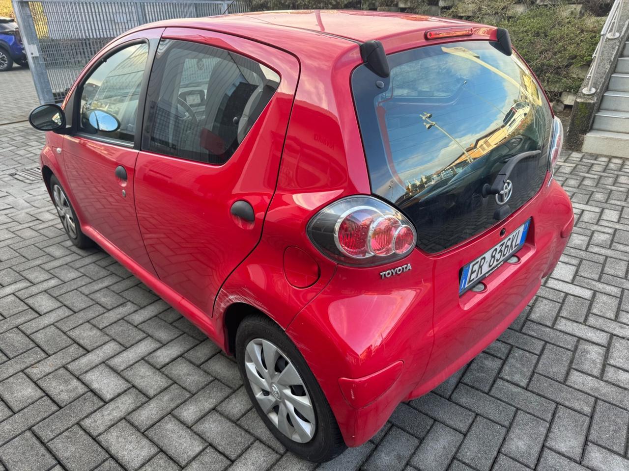 Toyota Aygo 1.0 12V VVT-i 5 porte NEOPATENTATI