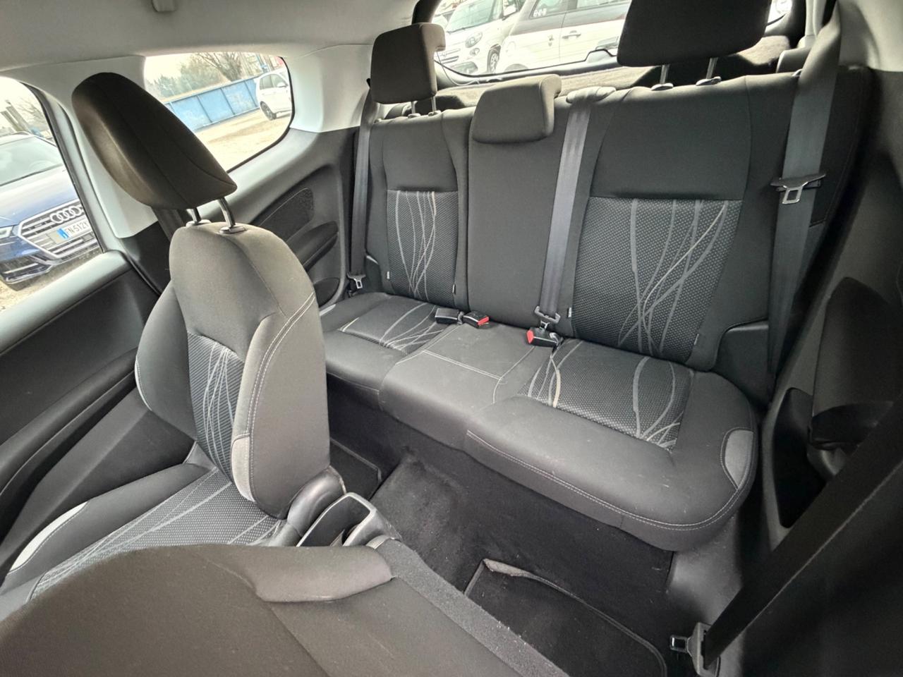 Peugeot 208 1.2 VTi 82 CV 3 porte Access