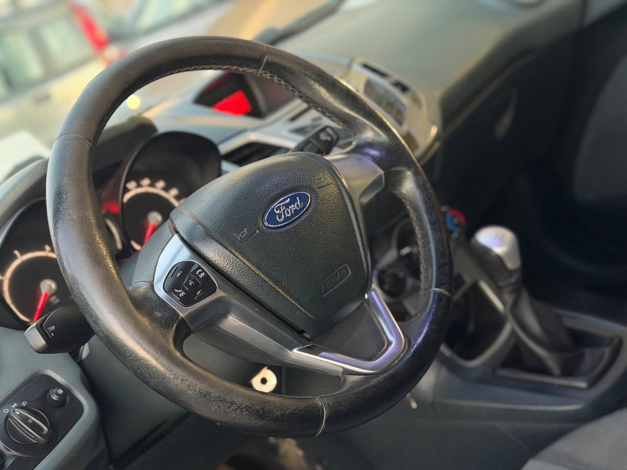 Ford FIESTA 1.4 DIESEL 2011