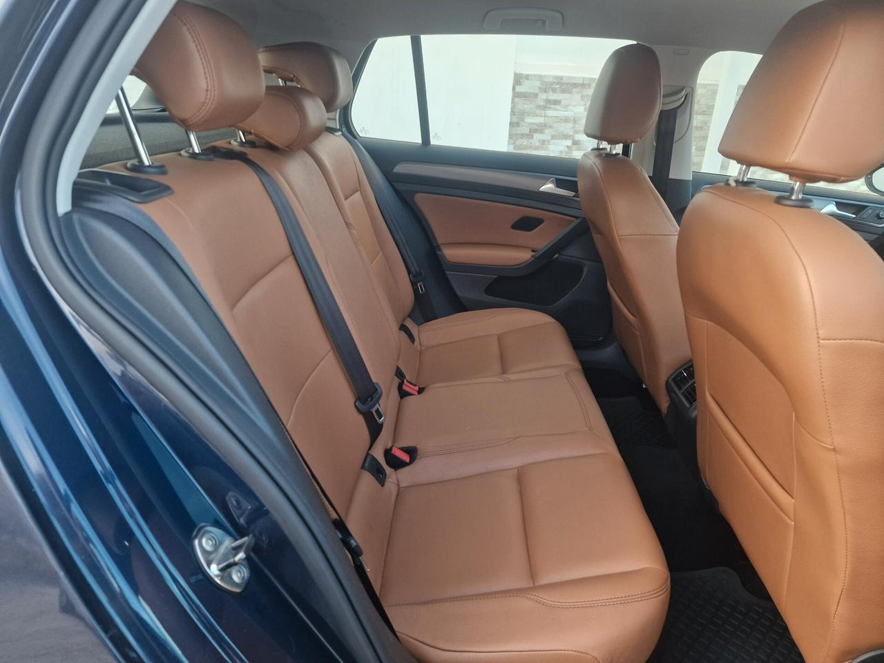 Volkswagen Golf VII 1.6 TDI 105CV