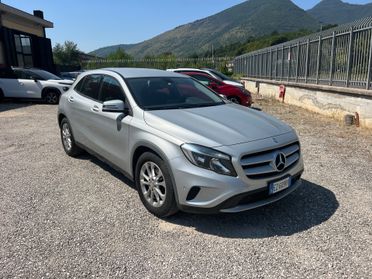 Mercedes-benz GLA 180 d Premium