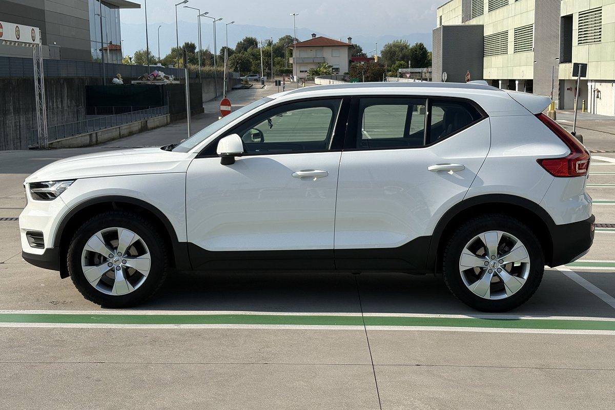 VOLVO XC40 D3 Business Plus