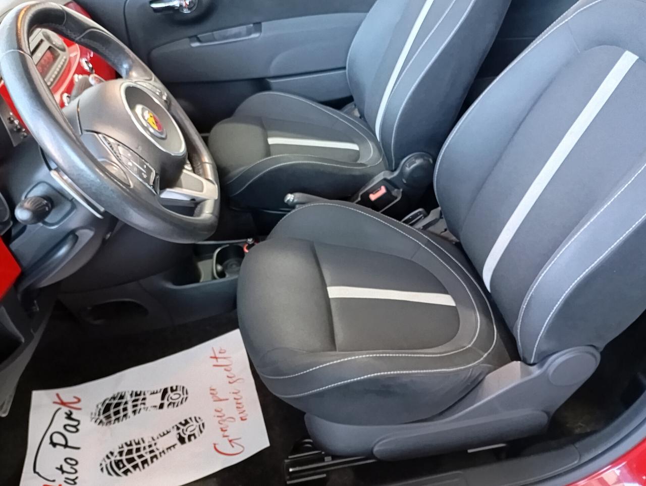 Abarth 500 C 1.4 Turbo T-Jet Custom Aut.