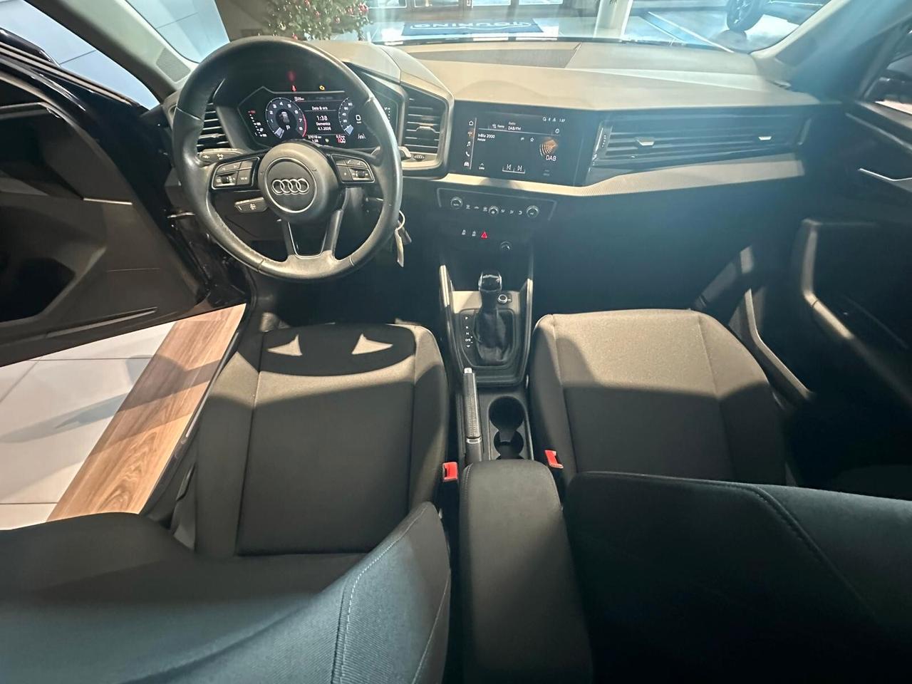 Audi A1 citycarver 30 TFSI S tronic Admired