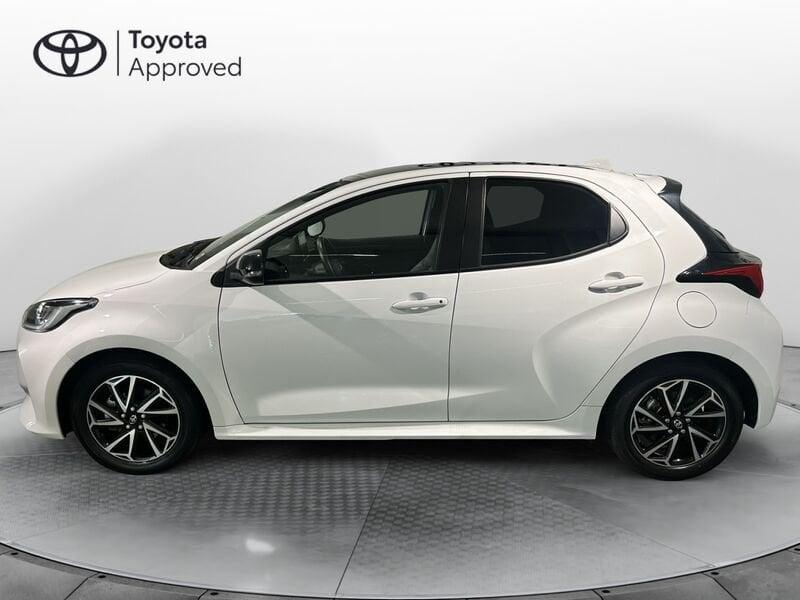 Toyota Yaris Yaris 1.5 Hybrid 5 porte Lounge AREA C FREE + SENSORI DI PARCHEGGIO