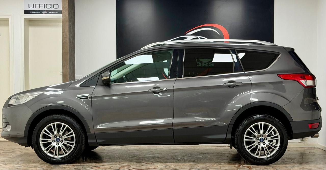 Ford Kuga 2.0 TDCI 140 CV 4WD Titanium