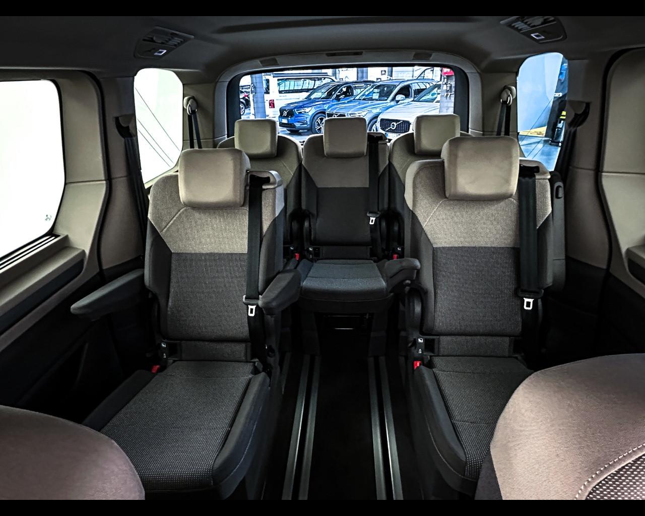 VOLKSWAGEN Multivan 7ª '21-> - Multivan 1.5 PHEV DSG 4Motion Life