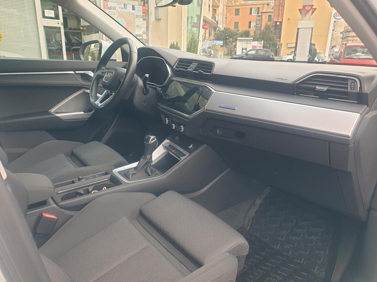 Audi Q3 SPB 35 TFSI S tronic line