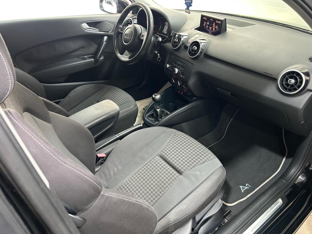 Audi A1 1.6 TDI 105 CV Attraction
