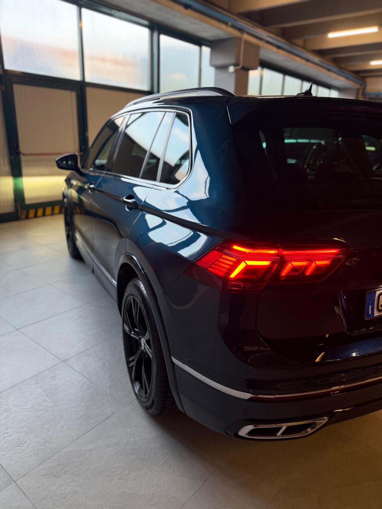 Volkswagen TIGUAN 2.0 TDI RLINE IQ MATRIX KMCERTIF