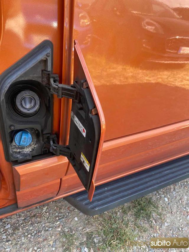 FORD Transit Custom 320 2.0 EcoBlue 6 POSTI 130 PC Combi + IVA 22%