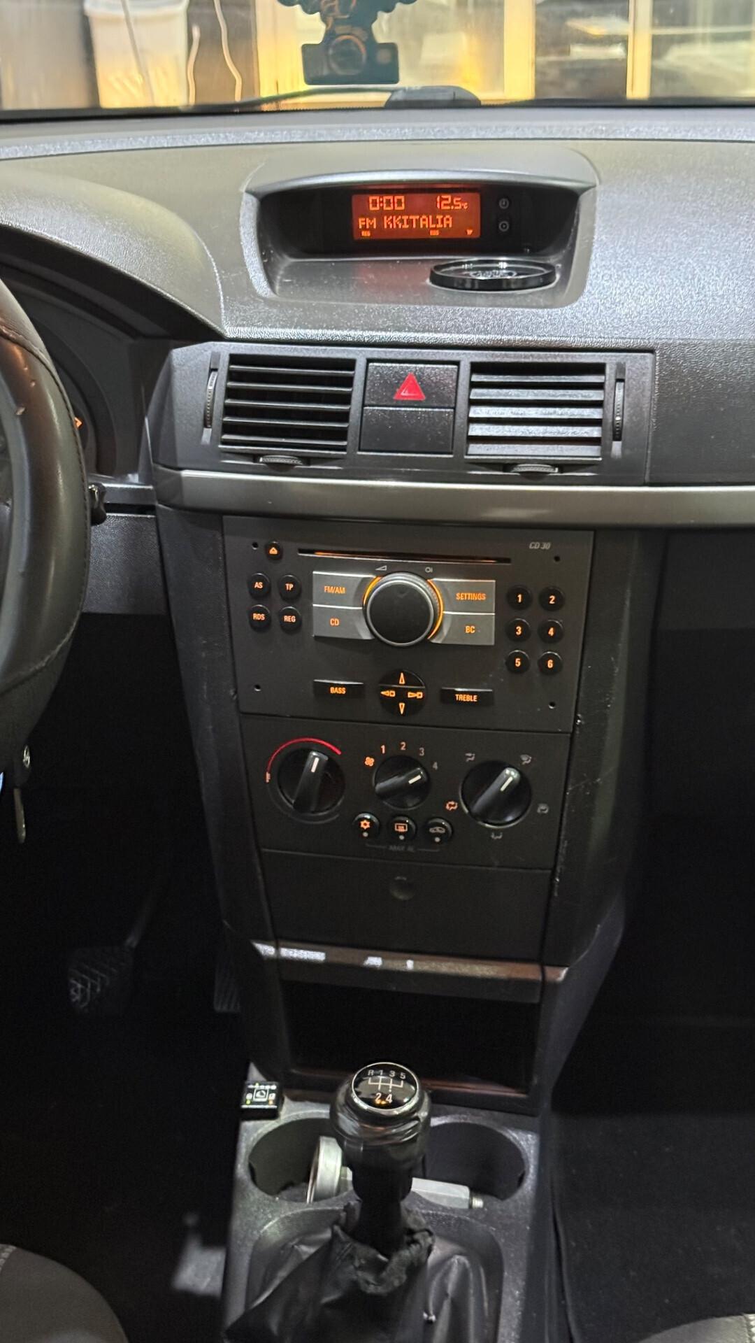 Opel Meriva 1.4 16V GPL-TECH Enjoy