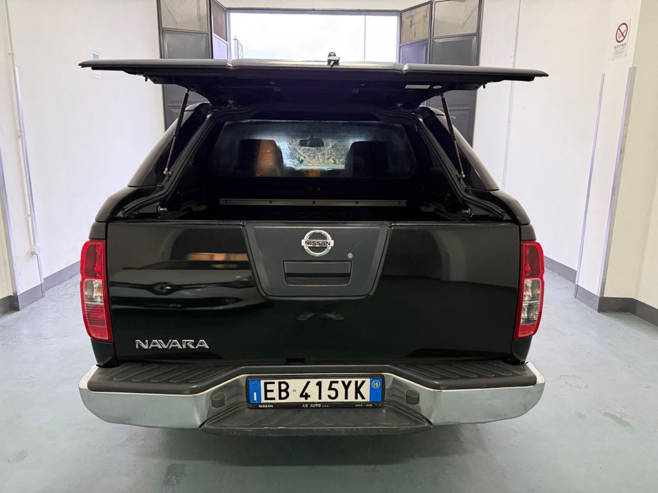 Nissan Navara 2.5 dCi 171CV 4 porte Double Cab LE