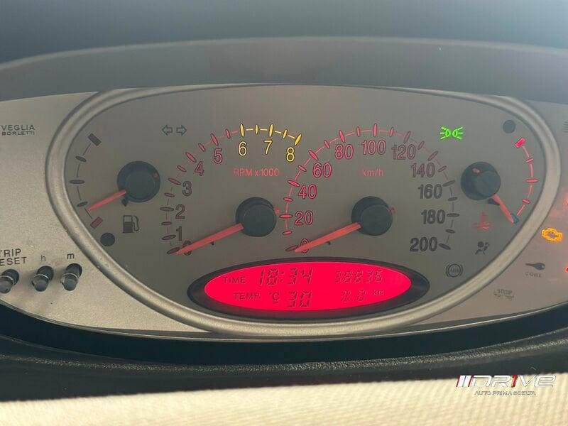 Lancia Y 1.2i cat Elefantino Blu