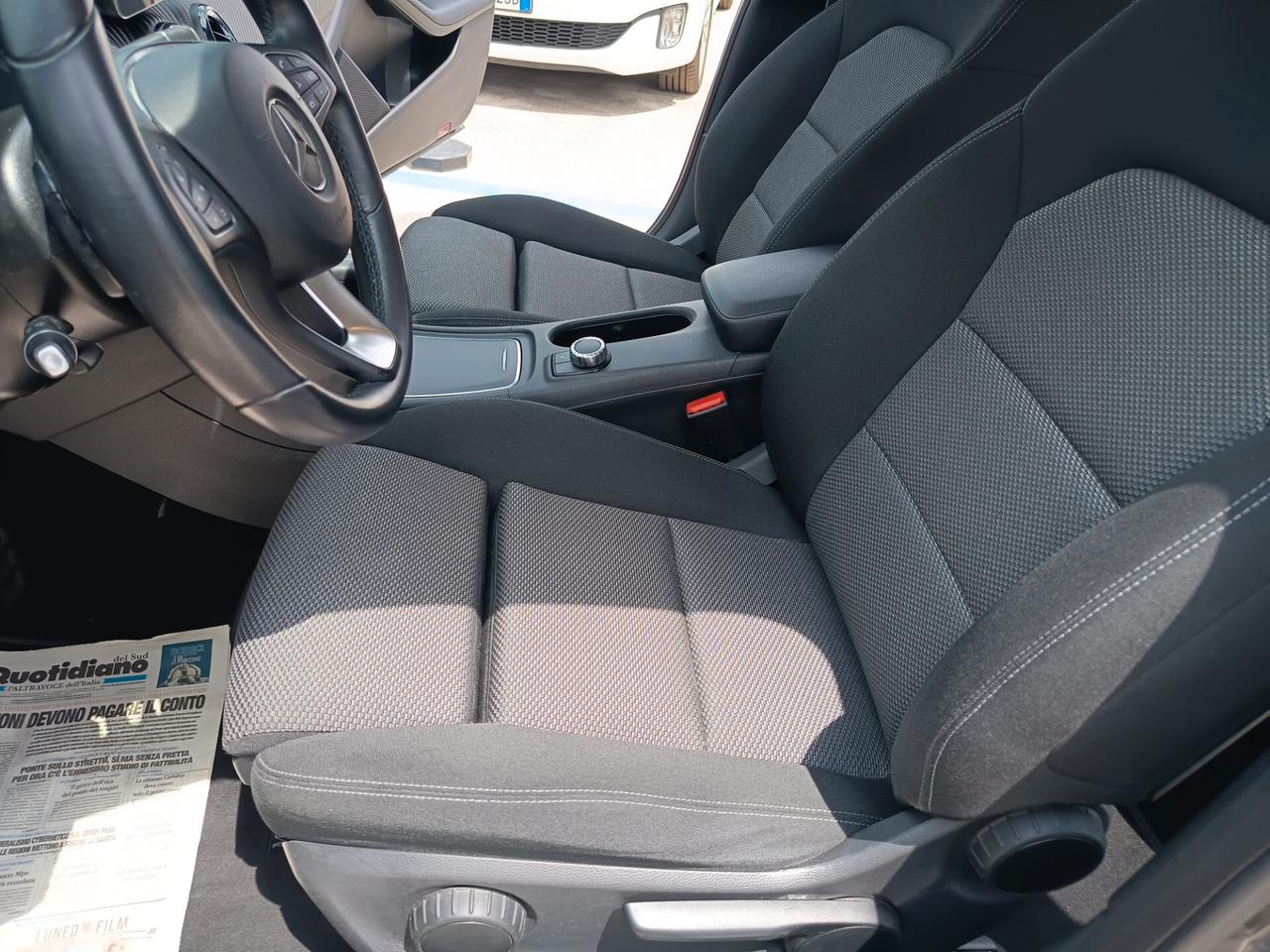 Mercedes-benz GLA 200 d Automatic 4Matic Business
