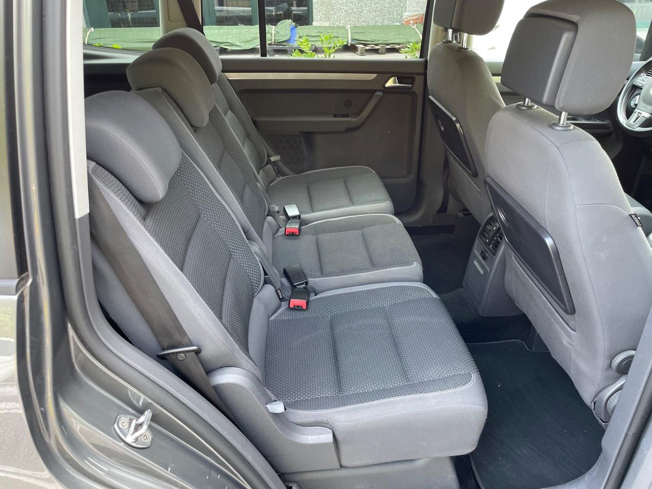 Volkswagen Touran Business 1.6 TDI Comfortline* 7 POSTI *