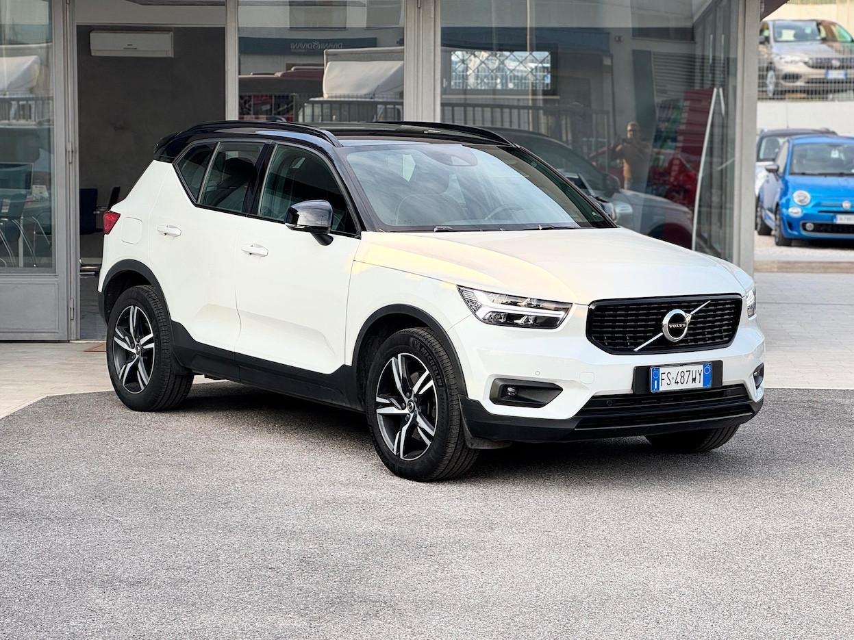 Volvo XC40 2.0 Benzina 190CV R-design E6 Automatica - 2019