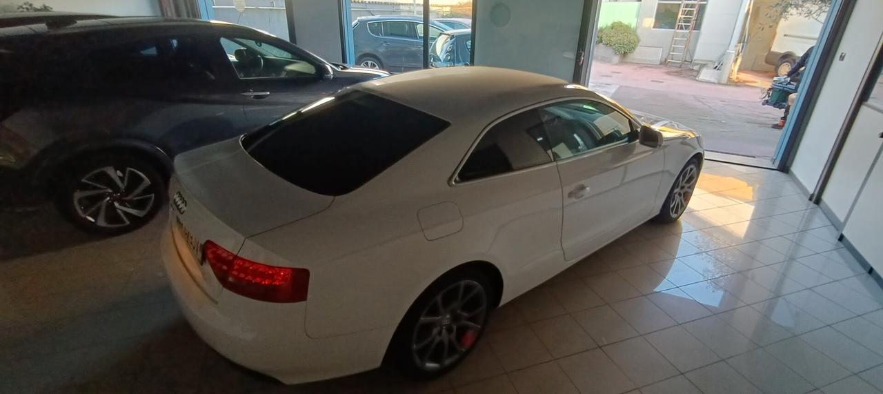 Audi A5 2.0 TFSI 211 CV multitronic Ambition