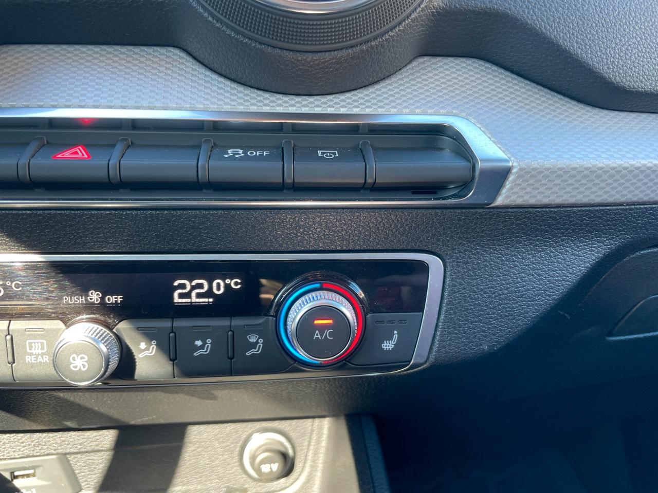 Audi Q2 35 TFSI S tronic Business