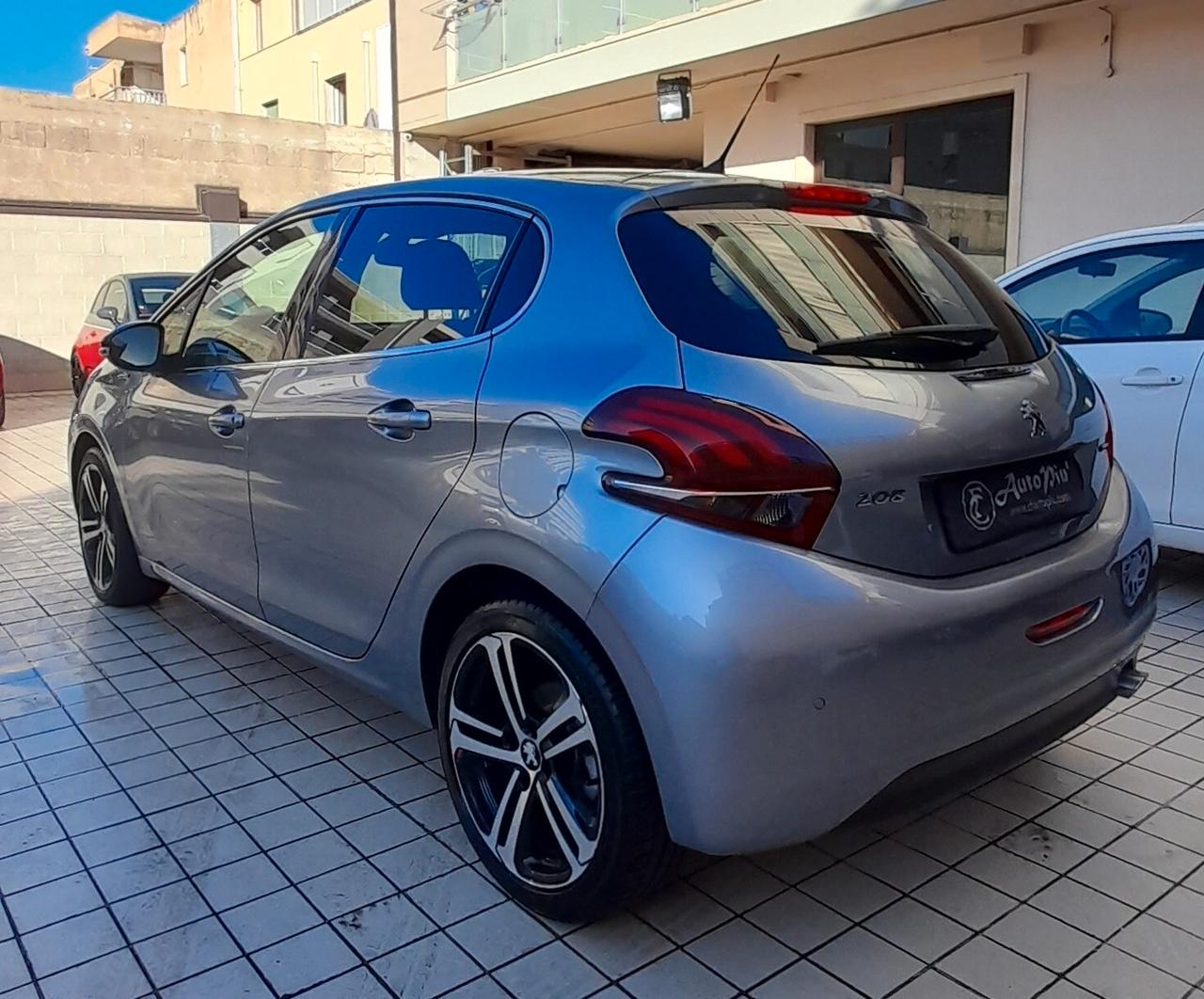 Peugeot 208 PureTech Turbo 110 EAT6 S&S 5 porte GT Line