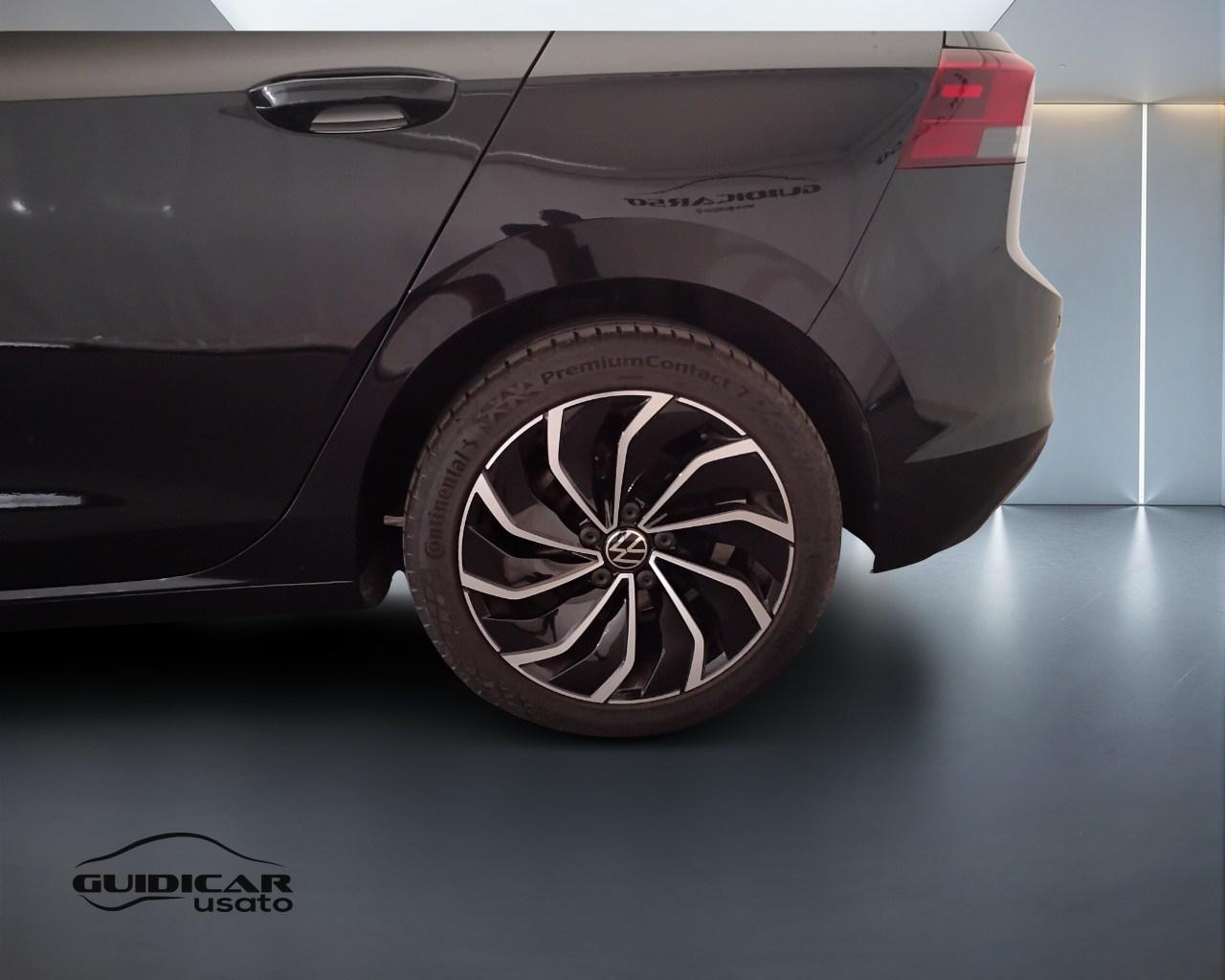 VOLKSWAGEN Golf VIII 2020 - Golf 1.5 tgi Style 130cv