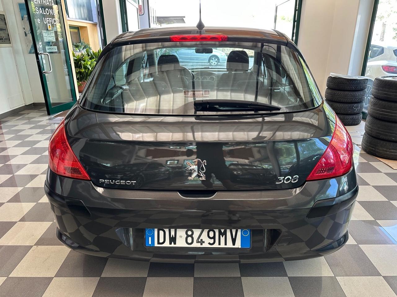 Peugeot 308 1.4 VTi 95CV 5p. Premium
