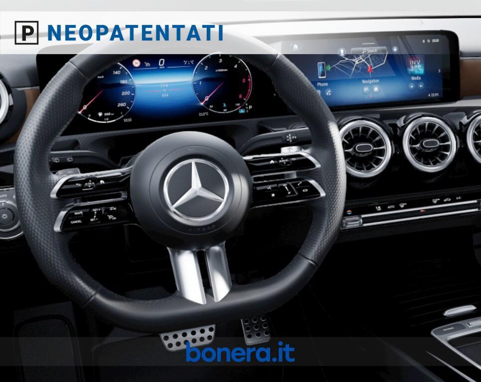 Mercedes Classe A 180 180 D AMG Line Extra Speedshift DCT AMG 8G