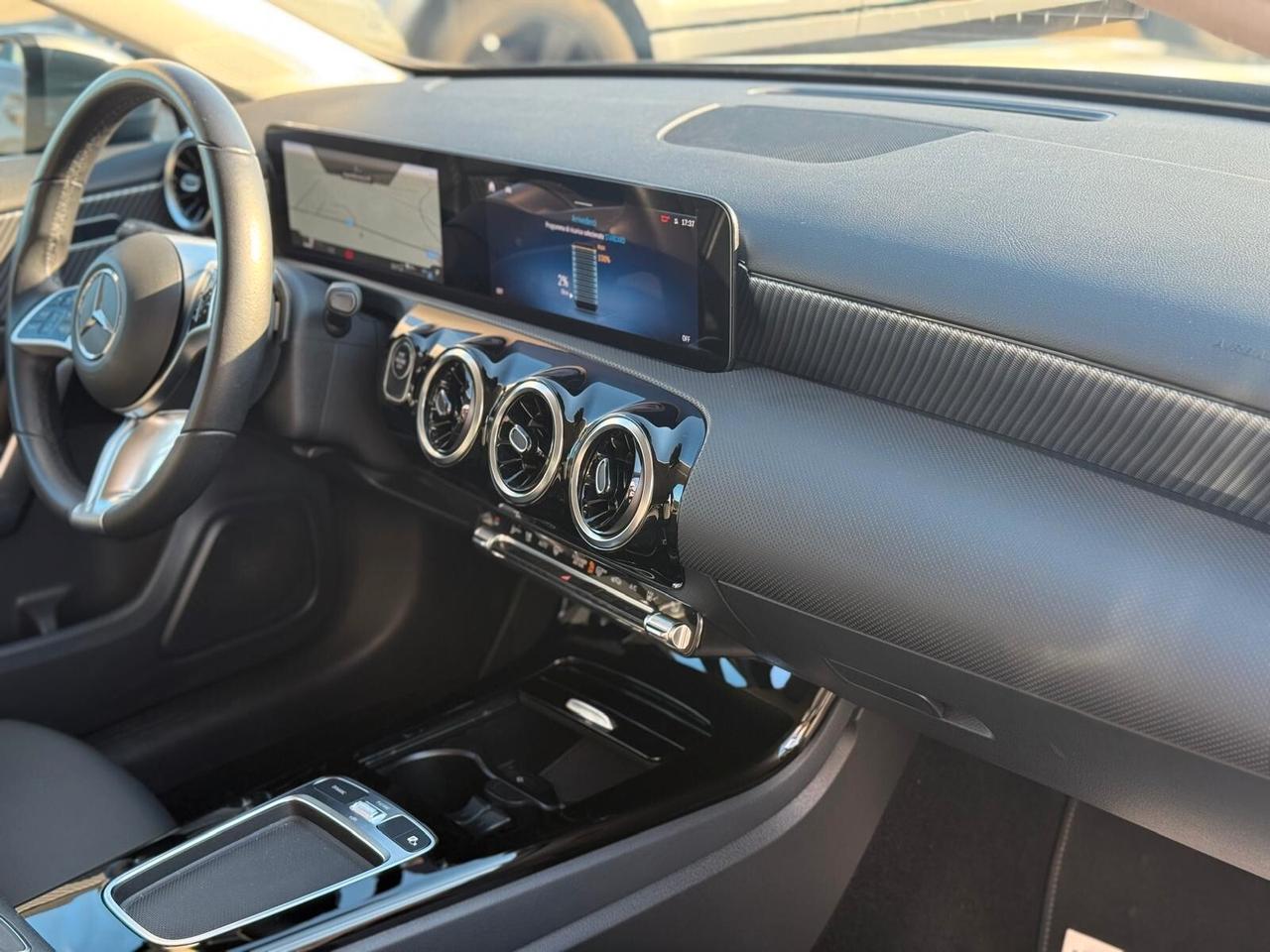 Mercedes-benz A 250 e hybrid NEW MODEL OFFERTA
