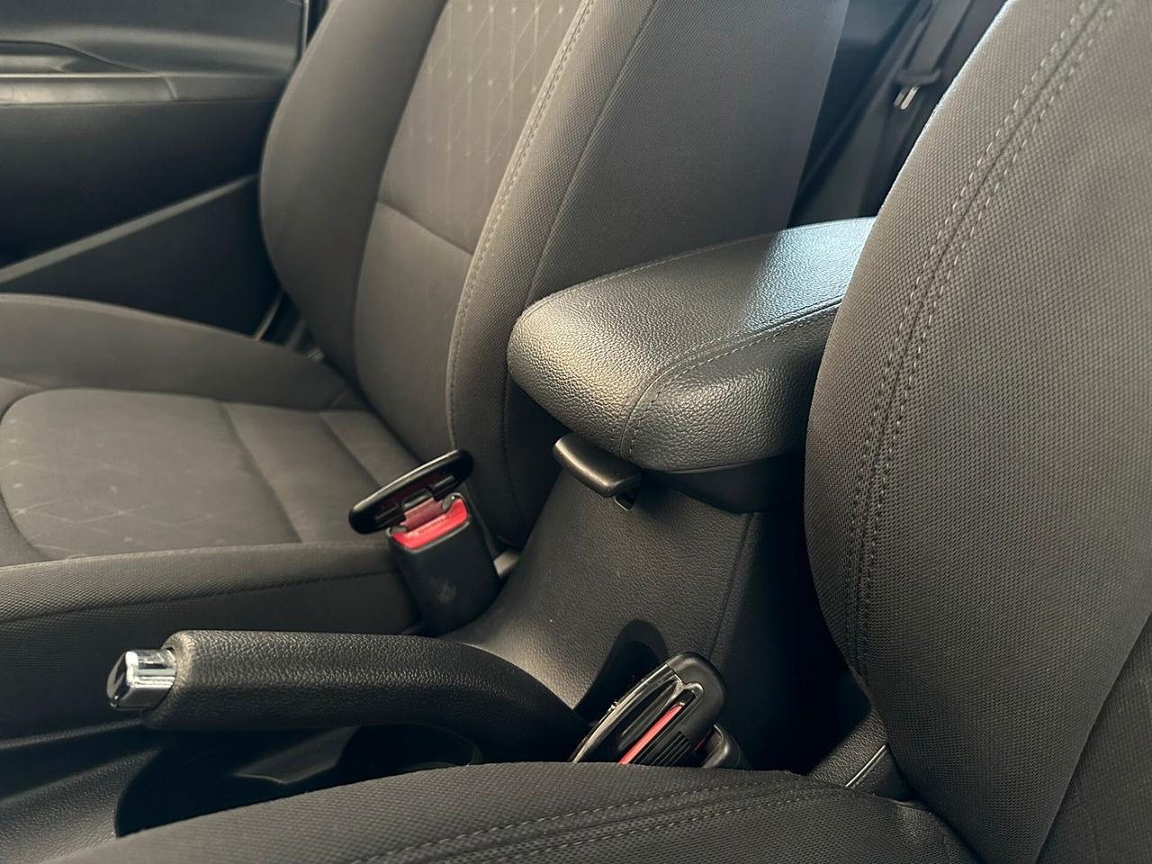 Kia Rio 1.1 CRDi 5p.S&S High Tech