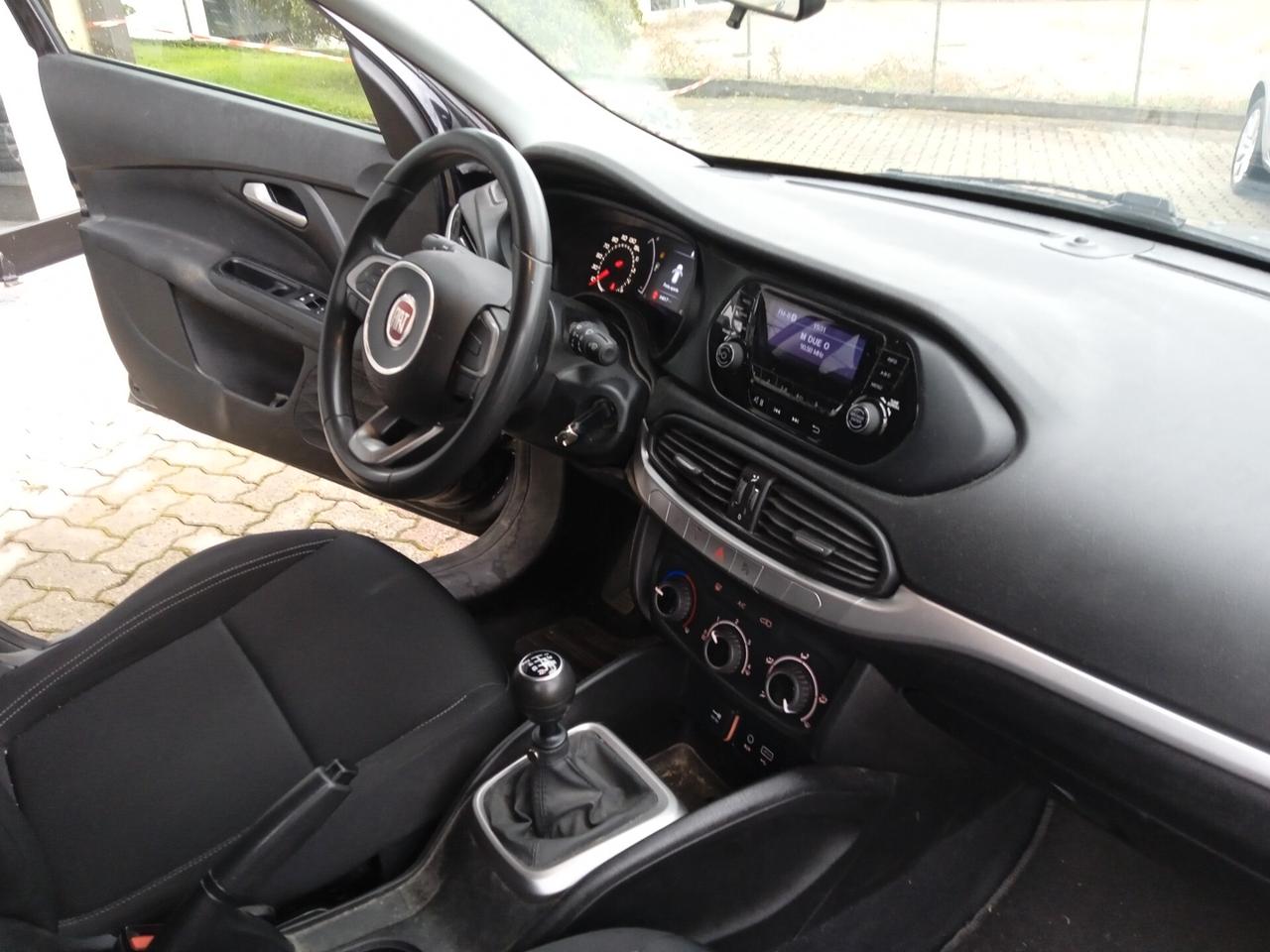 Fiat Tipo LOUNGE VOLANTE MULTIFUNZIONI SENS PARK POSTERIORI CERCHI IN LEGA ADATTA X NEOPATENTETI