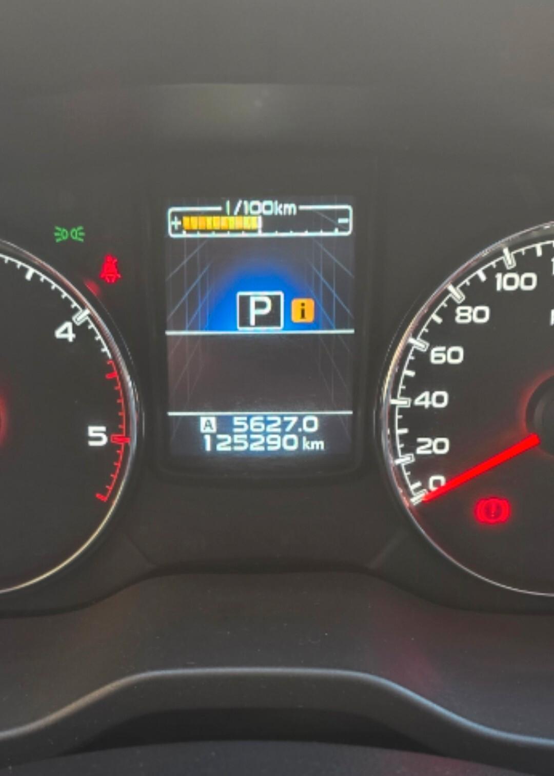 Subaru OUTBACK 2.0D CVT Trend Lineartronic