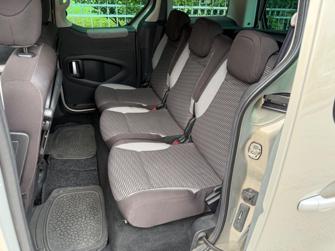 Peugeot Partner Tepee 1.6 HDi 90CV Outdoor