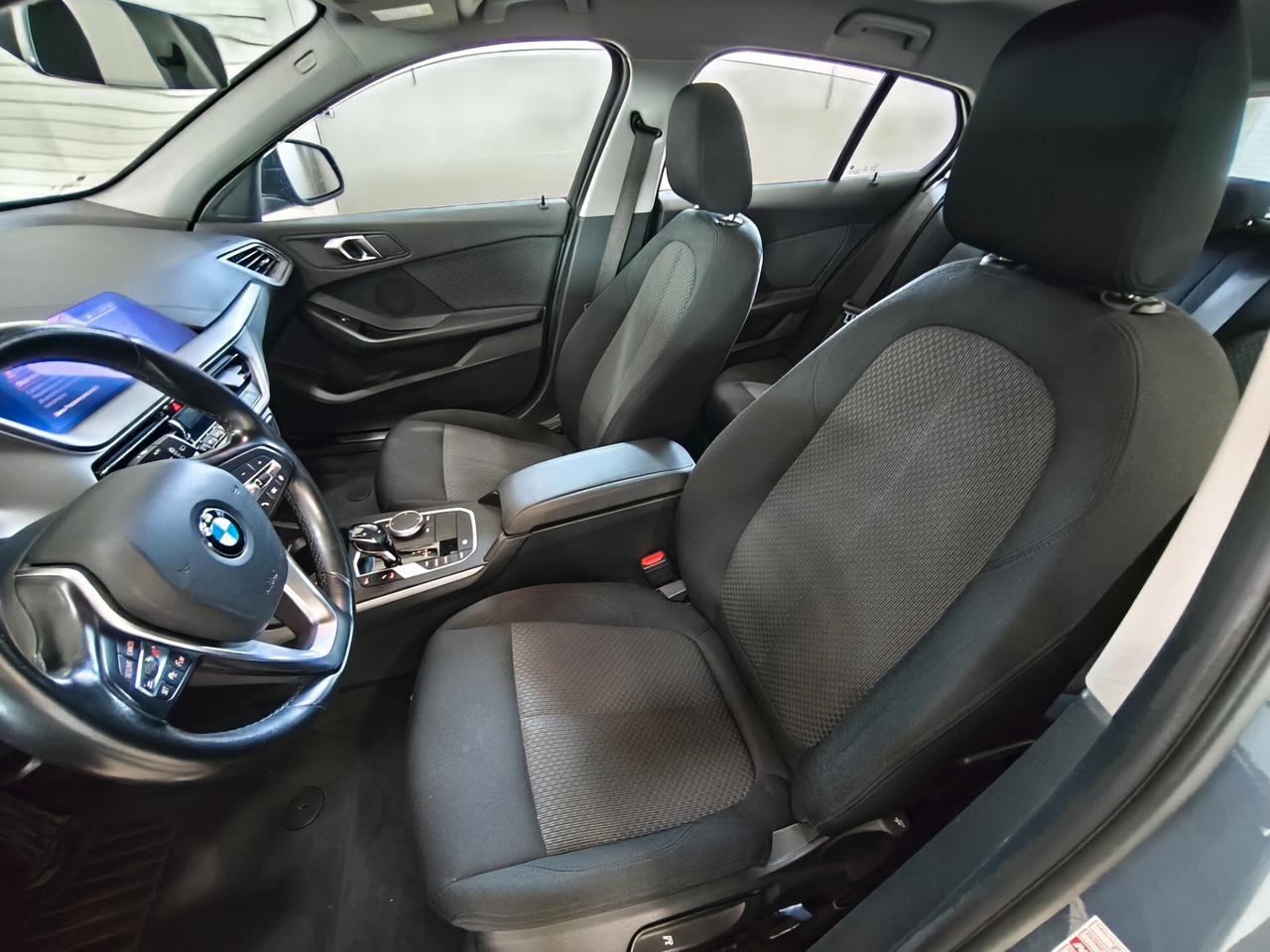 Bmw 116 116d 5p. Business Advantage Aut.