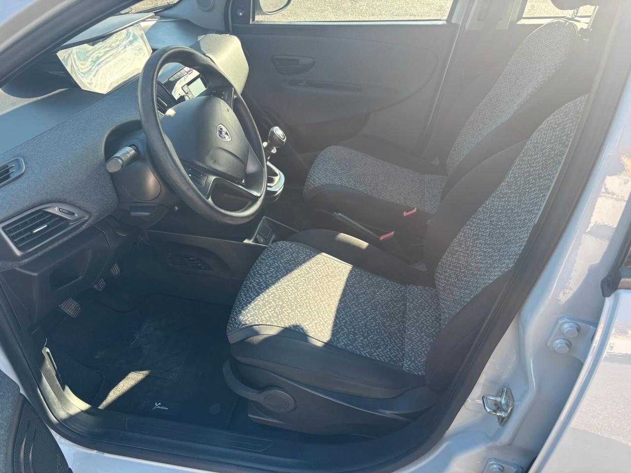 Lancia Ypsilon 1.2 69 CV 5 porte S&S Elefantino Blu