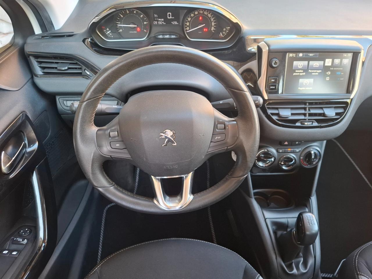 Peugeot 208 PureTech 82 5 porte Allure