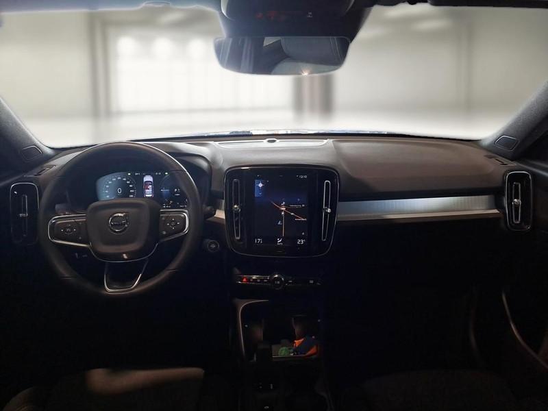 VOLVO XC40 T4 RECHARGE PLUG-IN AUTO CORE SUV