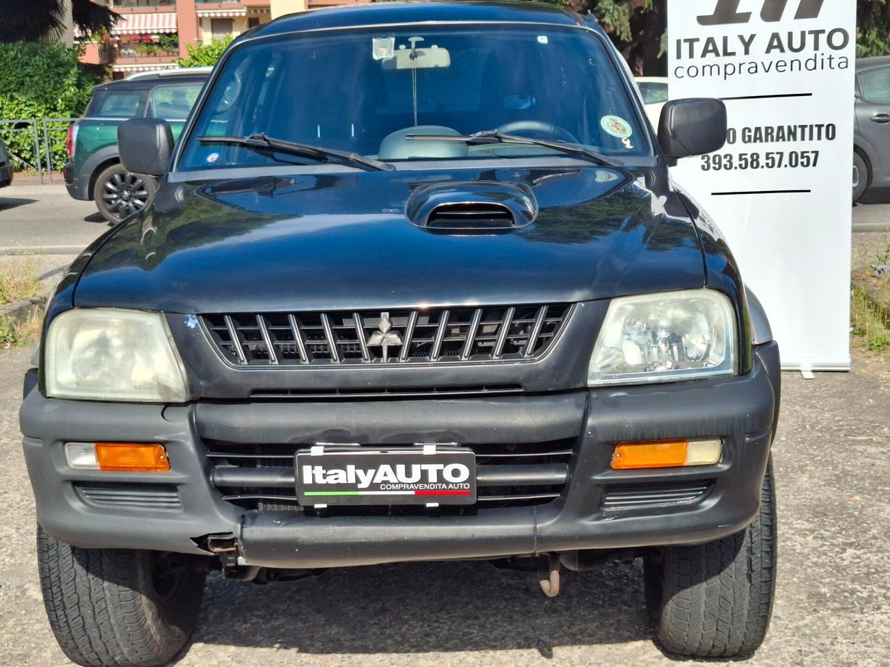Mitsubishi L200 2.5 TDI 4WD Club Cab Pick-up GLS