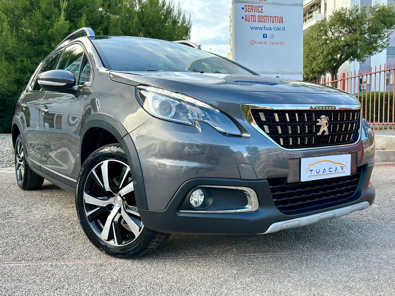 Peugeot 2008 Allure 1.2 PureTech 110