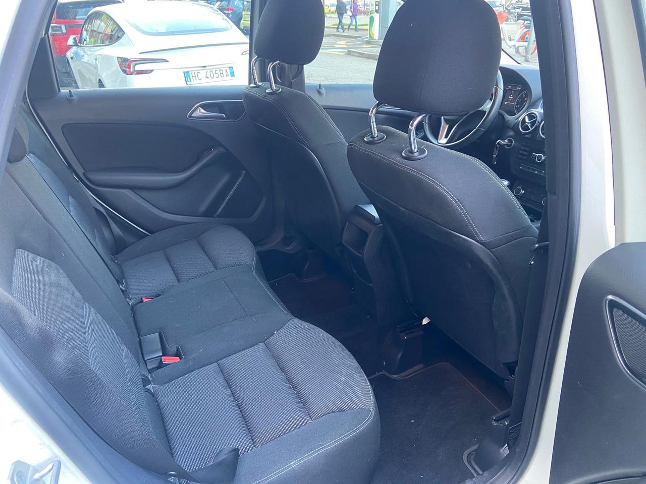 Mercedes-Benz B 180 Premium B 180 BlueEFFICI #9472